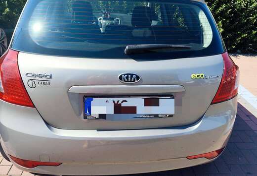 Kia Cee\'d 1.6 CRDi EX ISG EcoDynamics DPF