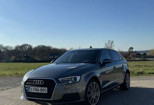 Audi Sportback 1.6 TDi S tronic