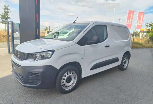 Peugeot 1.5 BlueHDi L1 Premium Heavy S/S (EU6.4)