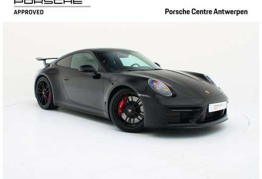 Porsche 911 Carrera 4 GTS