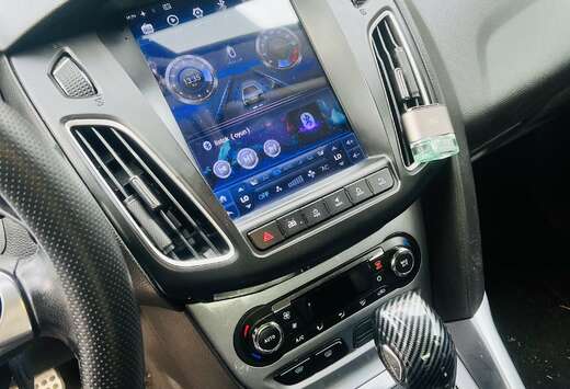 Ford 1.6 TI-VCT Aut. Titanium