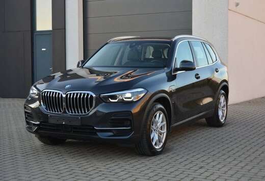 BMW 3.0 xDrive45e 324PK PHEV Navi/Trekhaak/2022