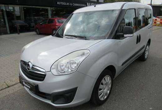 Opel Tour 1.4i Enjoy 5 Plaatsen - Airco - PDC