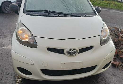 Toyota 1.0i VVT-i Plus