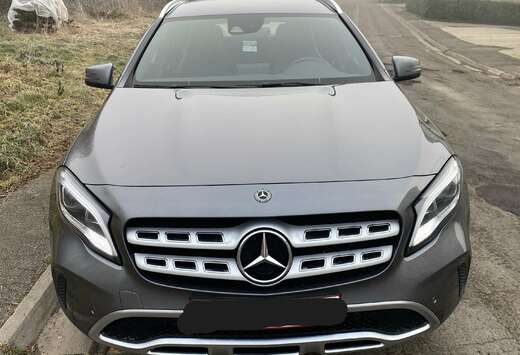 Mercedes-Benz GLA 200 ( jeu de jantes été compris e ...