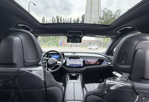 Mercedes-Benz E300e Superscreen HUD Massage Pano BTW  ...