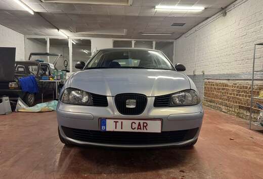 SEAT 1.4i 16v Arriba