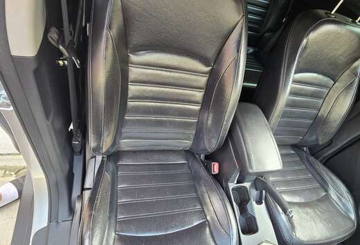 SsangYong e-XGi 160 2WD Crystal