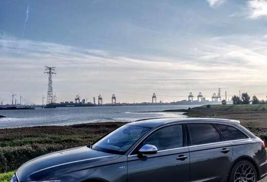 Audi SW 4.0 V8 TFSI Quattro S tronic