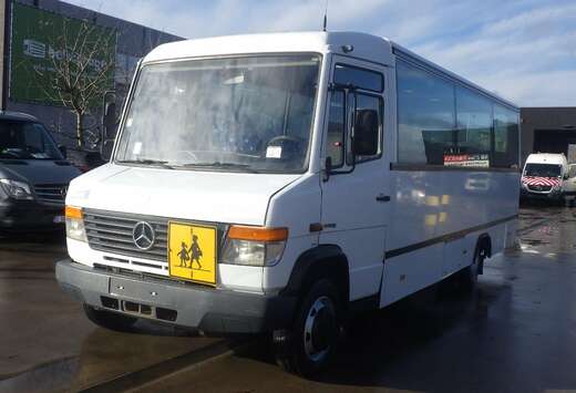 Mercedes-Benz 813 (Stock ID 38665)