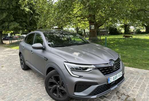 Renault Arkana E-TECH 1.6i R.S.Line *** FULL ***