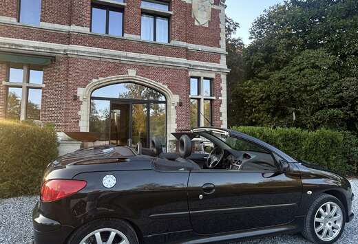Peugeot Cabrio Zwart leder