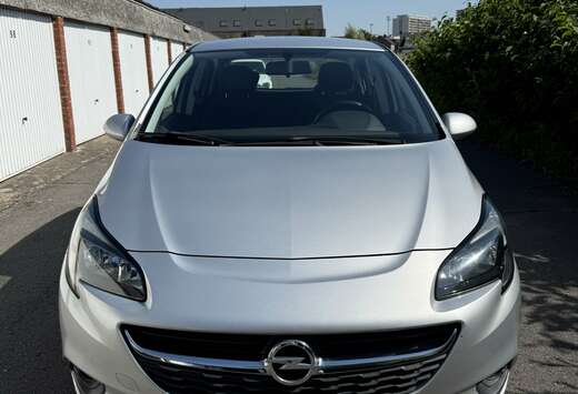 Opel Opel Corsa 1.2 essence année 2016. 103.500km