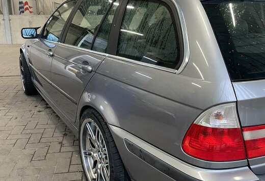 BMW 318i touring