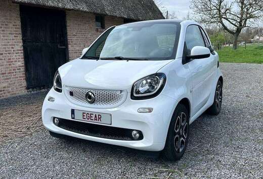 Smart Fortwo Coupé EQ 17.6 kWh EQ Comfort  (EU6.2)