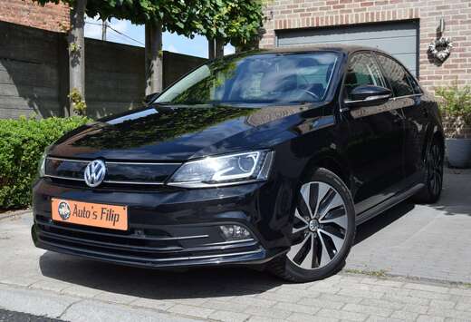 Volkswagen UNIEKE VOLKSWAGEN JETTA HYBRID MET 89.000K ...