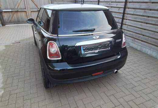 MINI Mini 1.6i Cooper