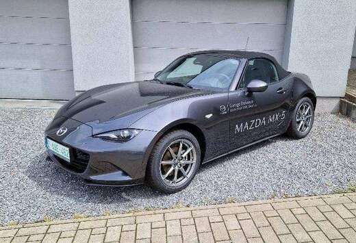 Mazda MX-5 1.5i Skyactiv-G Exclusive-Line