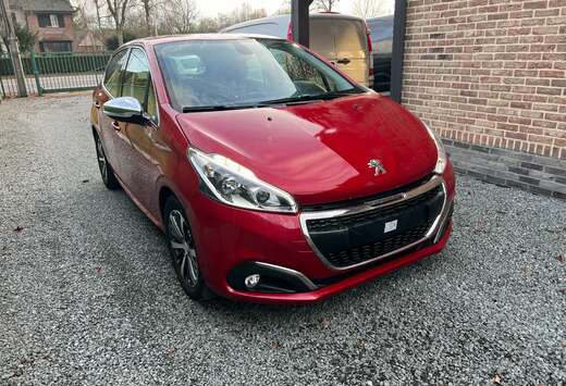 Peugeot 208 PureTech 110 Stop