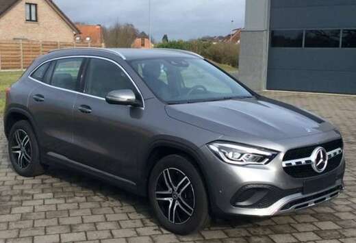 Mercedes-Benz Trekhaak * Camera * LED * Dodehoekassis ...