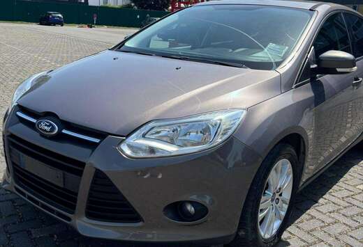 Ford Focus 1.6i Ti-VCT Trend