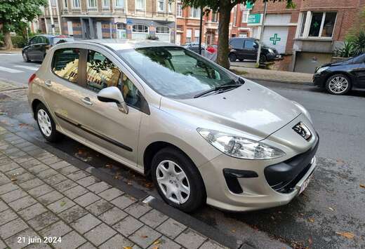 Peugeot 1.4i Confort Pack