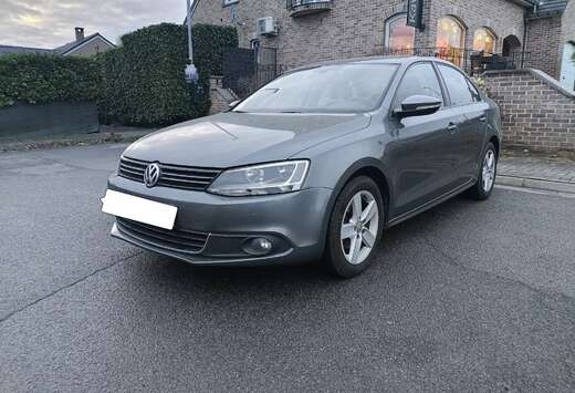 Volkswagen 1.6 TDI 105 FAP Bluemotion Technology Conf ...