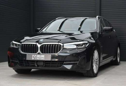 BMW e xDrive Touring Zetelverwarming Navi Camera PDC