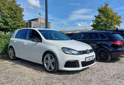 Volkswagen Golf 2.0 TSI 4Motion