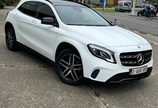 Mercedes-Benz GLA200 Automaat Benzine