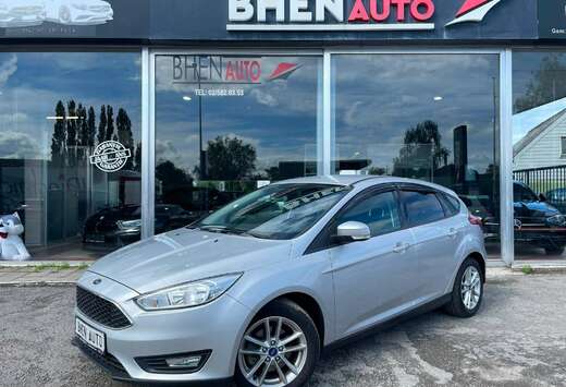 Ford Focus 1.6i Ti-VCT Champions Edition Powershift/G ...