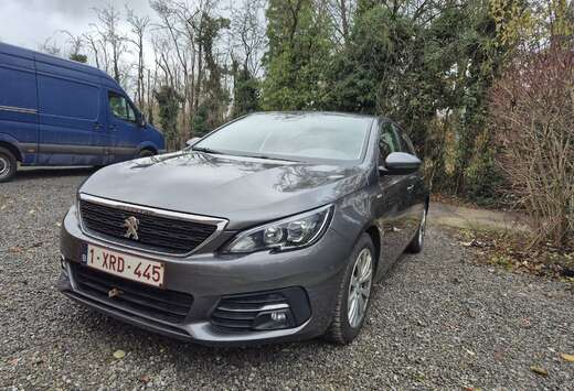 Peugeot 1.2 PureTech Style (EU6.2)