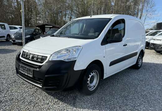 Peugeot 1.6 BlueHDi 3 PLACES-CLIM- NAVIGATION