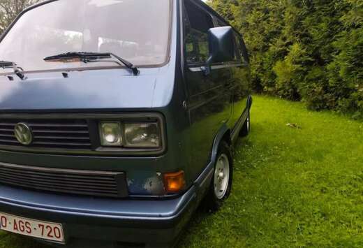 Volkswagen 1.6 turbo diesel 7 places Multivan