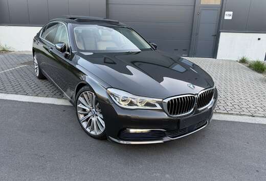 BMW LI (3.0T B58) B&W / Pano / Massage /