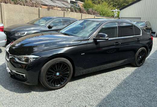 BMW 318iA LUXURY LINE