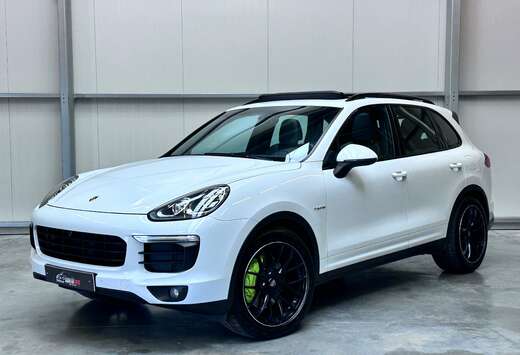 Porsche Cayenne 3.0i V6 PHEV S Tiptronic S