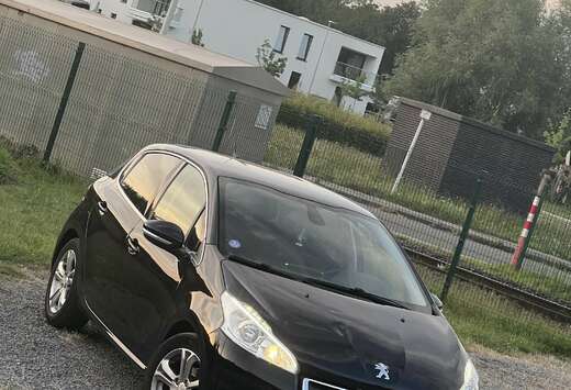 Peugeot 1.2i Style
