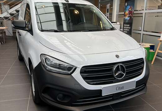 Mercedes-Benz 110 CDI L1 Base Airconditioning, trekha ...