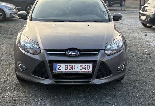 Ford Turnier 1.6 16V Aut. Titanium
