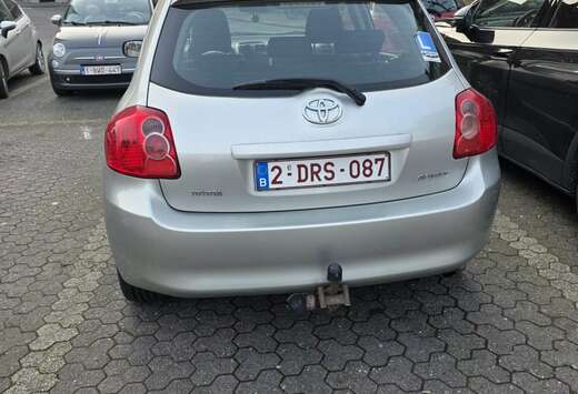 Toyota 1.4i VVT-i Linea Luna