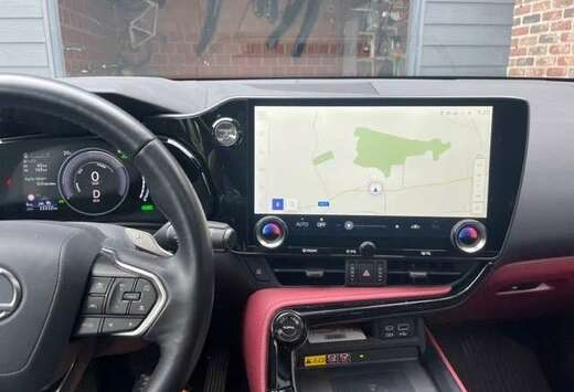 Lexus NX 450h  2.5i AWD Executive Line E-CVT (227 kW)