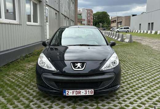 Peugeot 1.1i X-Line