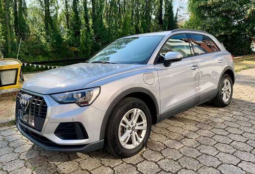 Audi Q3 PHEV 45 TFSIe Attraction S tron.(180 kW)
