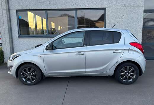 Hyundai i20 1.2i GO 5d ALU PDC CRUISE AIRCO