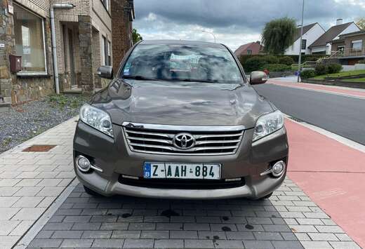 Toyota 2.0 VVTI 4*4 VXCVT BOITE AUTOMATIC GPS