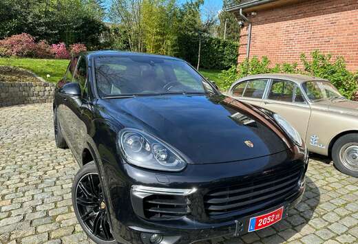 Porsche 3.0i V6 essence hybride