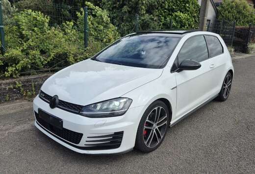 Volkswagen 2.0 CR TDi DSG 135kw/Euro 6b/Full Options