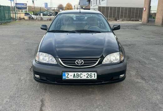 Toyota Toyota Avensis 2.0 Essence Airco Cuir