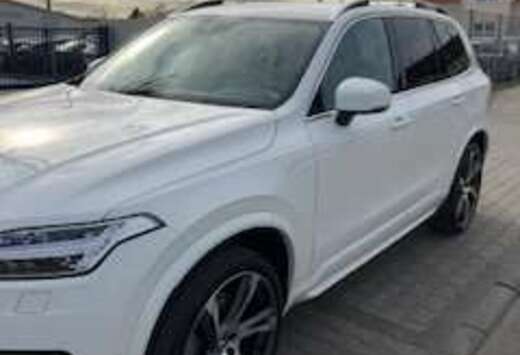 Volvo XC90 D5 AWD Geartronic Momentum